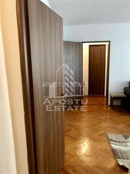 Apartament cu 2 camere, etajul 2,  zona Sagului - 4