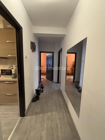 Apartament cu 2 camere decomandate, zona Mercur - 4