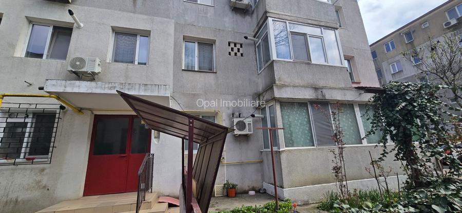 Exclusivitate-Casa de Cultura, apartament 2 camere, et.1/4, centrala gaz,mobilat - 36