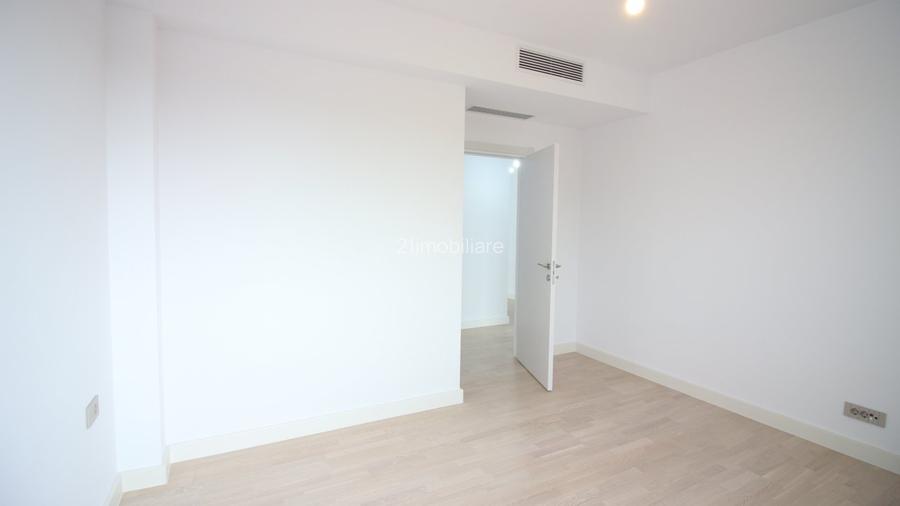 Penthouse 4 camere, 125 mp, 3 bai, terasa 97 mp, etaj 3/3, lift, singur pe etaj - 14