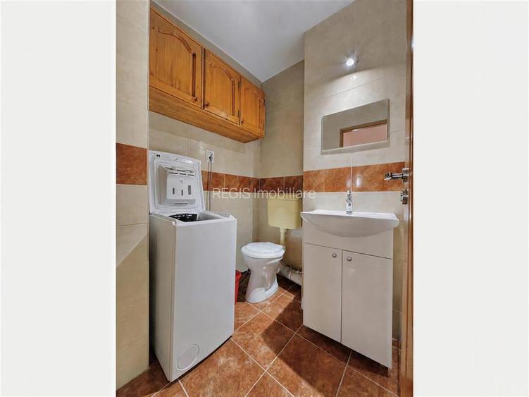Apartament decomandat cu 3 camere si 2 bai in Bartolomeu - 14
