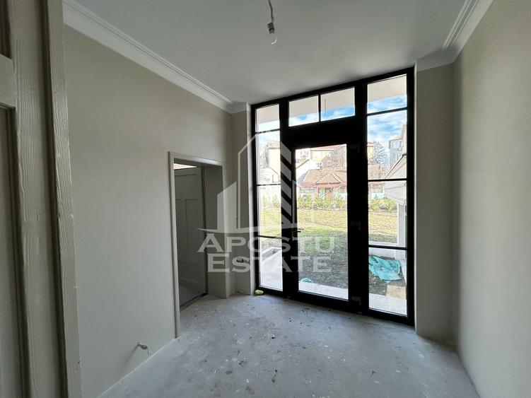 Casa renovata , de vanzare, teren 1179 mp, Ultracental, Timisoara.