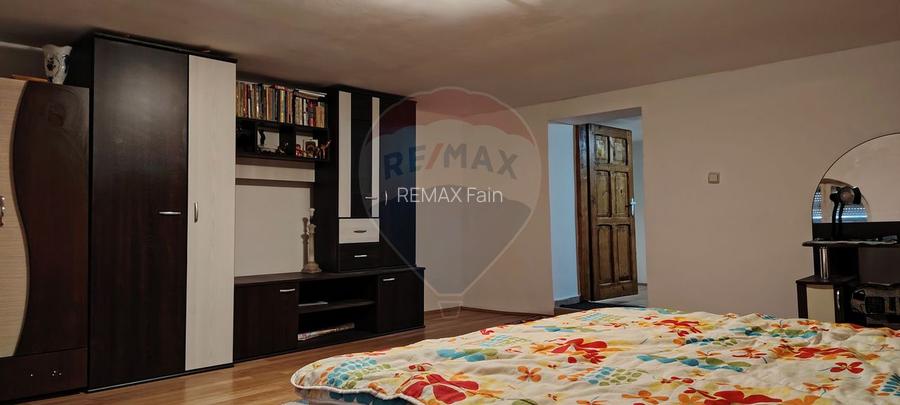 Apartament cu 4 camere de vânzare Piata Centrala/Agnita - 8