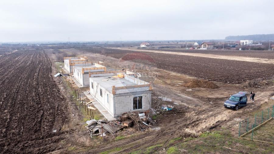 Case noi de vânzare în Săbăreni –3 camere, eficiență și confort modern - 15