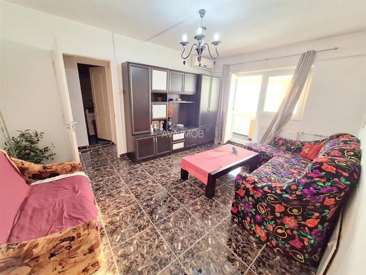 Apartament 2 camere, zona Narcisa - 14