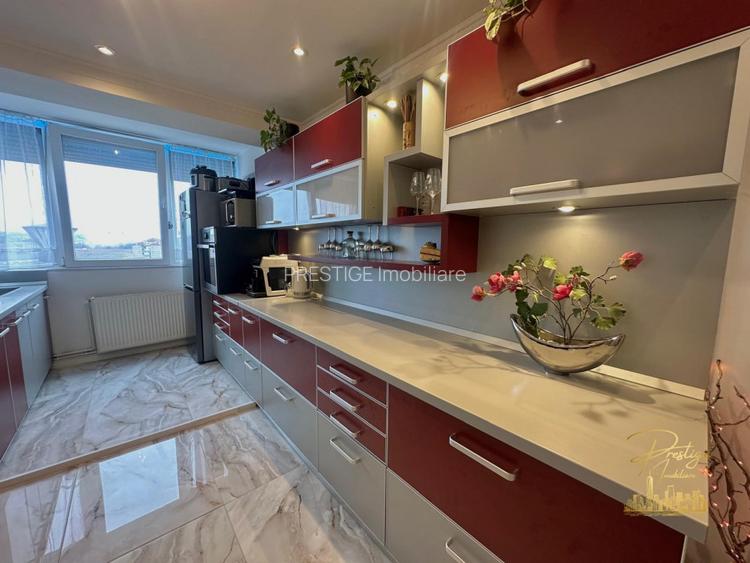 Apartament cu 3 camere spatios in bloc tip B , zona Rogerius - Oradea  - 17