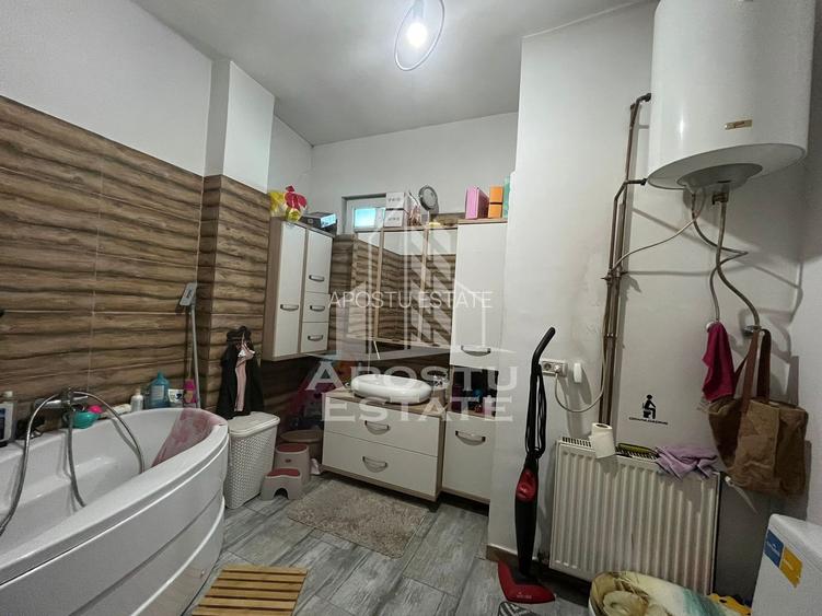 Casa cu 4 camere si teren de 2698 mp in zona Freidorf, Comision 0 - 6