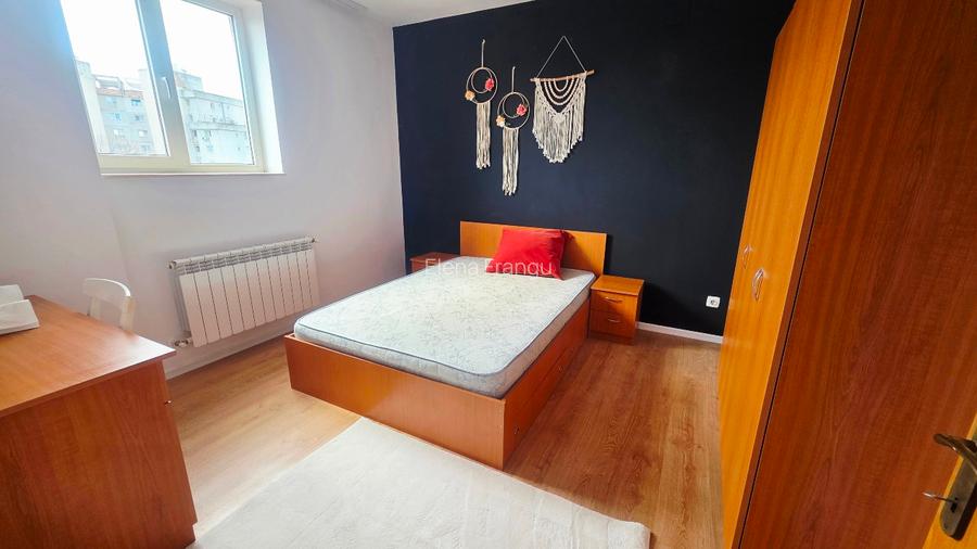 Nou renovat 100mp 3camere et.3  - 6