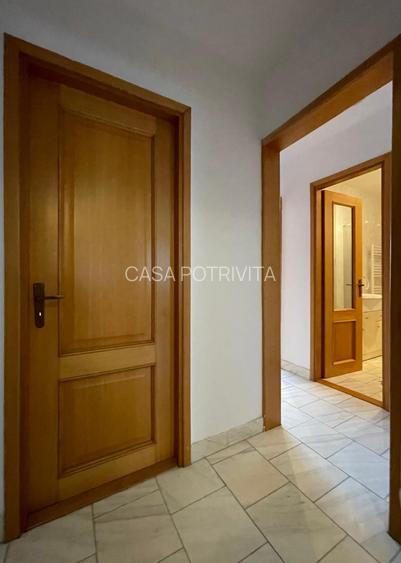 Tomis III, apartament cu 4 camere decomandate, centrala pe gaz, liber - 3