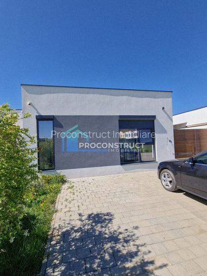 Duplex modern pe parter | 3 camere + birou | 83 mp utili | teren 300 m - 2