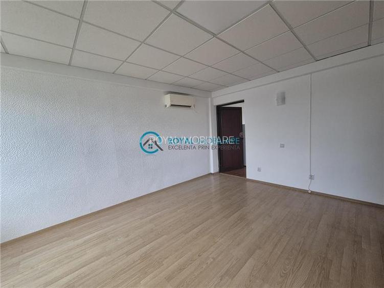 Royal Imobiliare - Vanzare Spatiu Birouri Zona Vest - 25