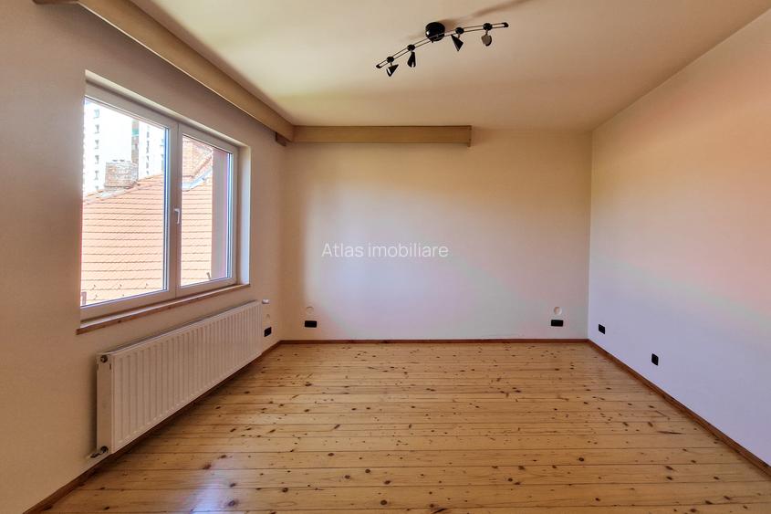 Vila 7 camere, ultracentral, zona AFI Mall, 3 parcari private, curte,0% comision - 4