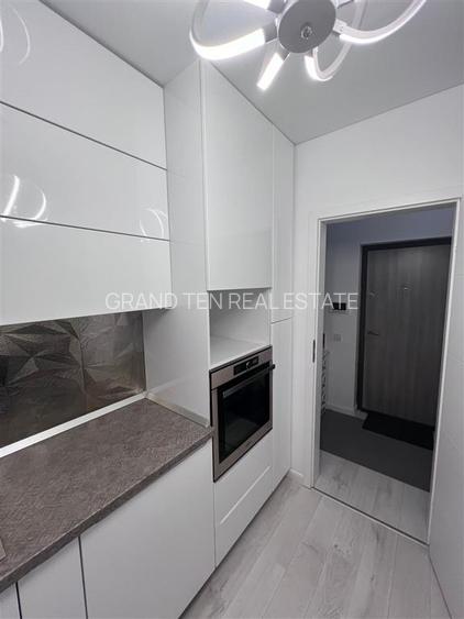 2 camere decomandat, curte proprie București-Prelungirea Ghencea - 10