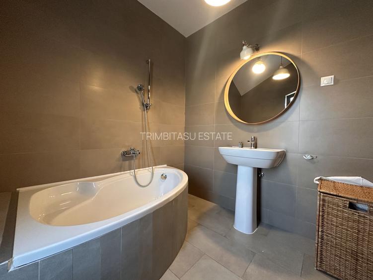 ANDRONACHE | Vila 4 Camere | Garaj | Curte Verde | Ciubar & BBQ - 17