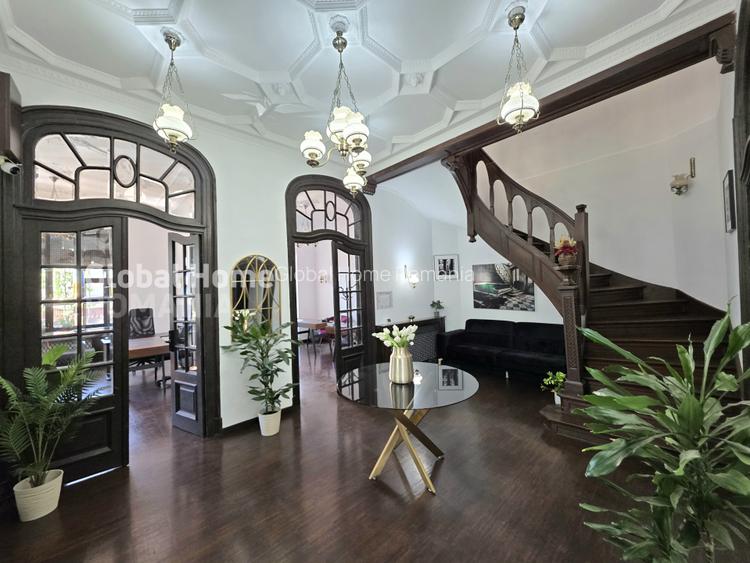 Cismigiu Garden | Office Interbelic Villa - 12 Rooms - 637 Land - 441Sqm Surface - 5