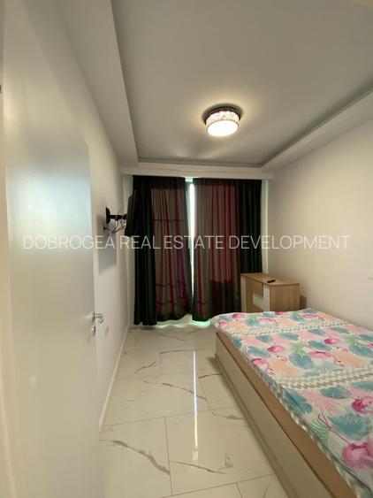 Apartament 3 camere de închiriat în Mamaia Nord cu vedere la mare - 11