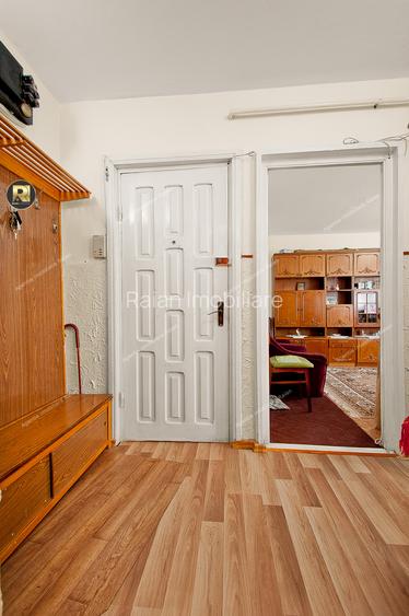 3 decomandate, in Galati, I.C Frimu, langa IFR, etaj 3, sup.68 mp - 18