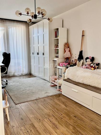 Penthouse pe 2 niveluri, 3 camere, 78 mp, terasa, zona Pod Ira - 9