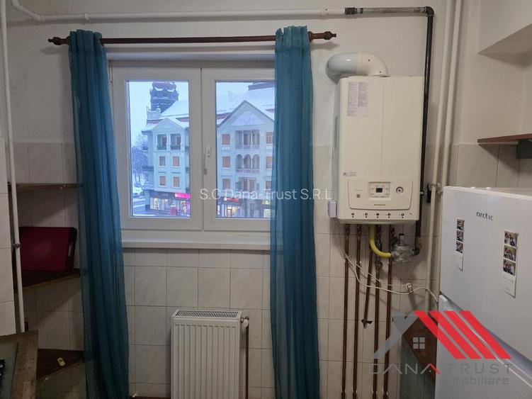 Ultracentral – Catedrala – 2 cam Decomandat – 330 euro - 17