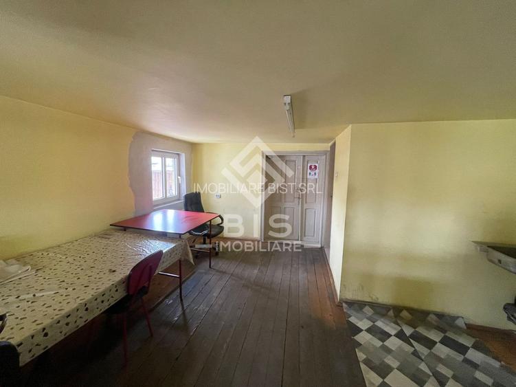 Hale Service Camioane & Utilaje Grele – Incinta Moisan - 11