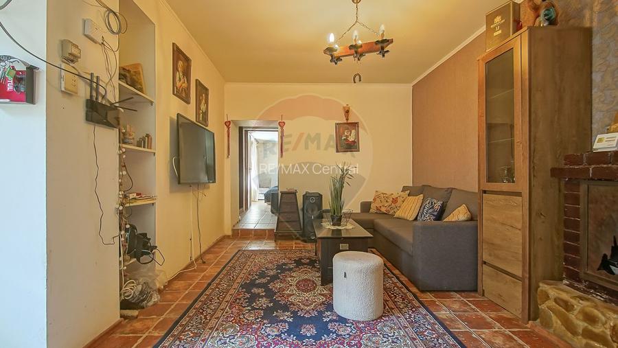 Casă cu 7 Camere + Spațiu Comercial, Oportunitate Rară, Comision 0% - 8