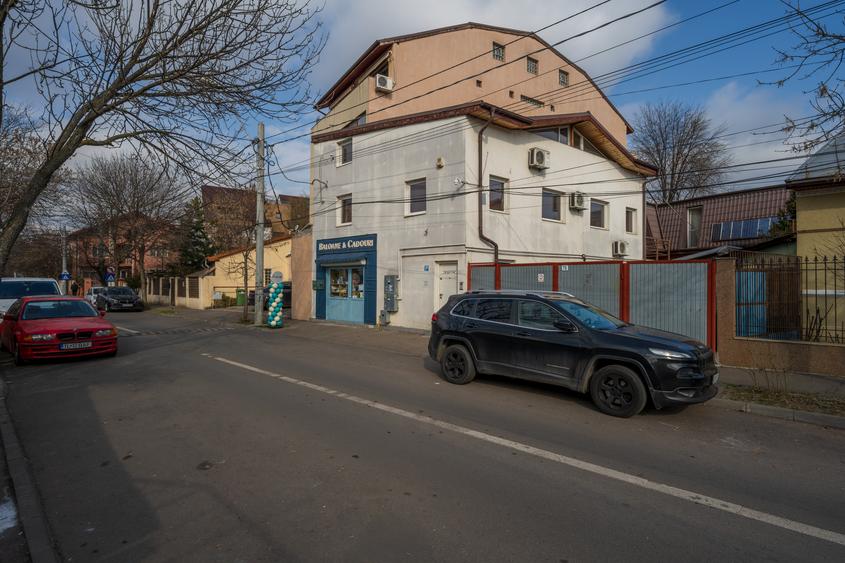 Spațiu comercial stradal 208 mp + casă separată | Bucureștii Noi| Parc Bazilescu
