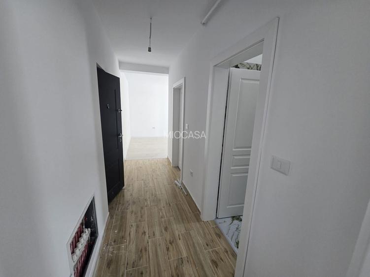 Model spatios. Decomandat. Etaj intermediar - 11