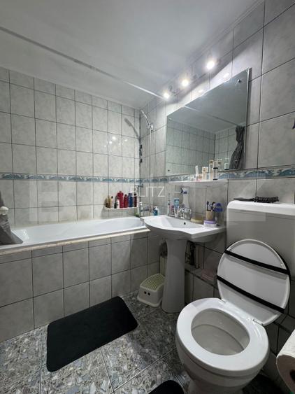 Apartament cu 3 camere, la cheie - Sector 5 - 9