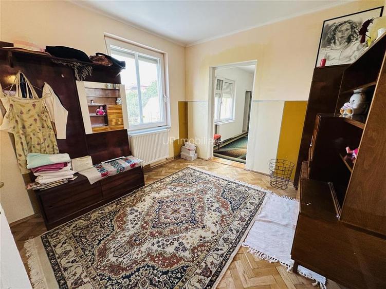 CASA CU ETAJ | TEREN 400 MP | ZONA DEALURI | STRADA MARIN PREDA - 23