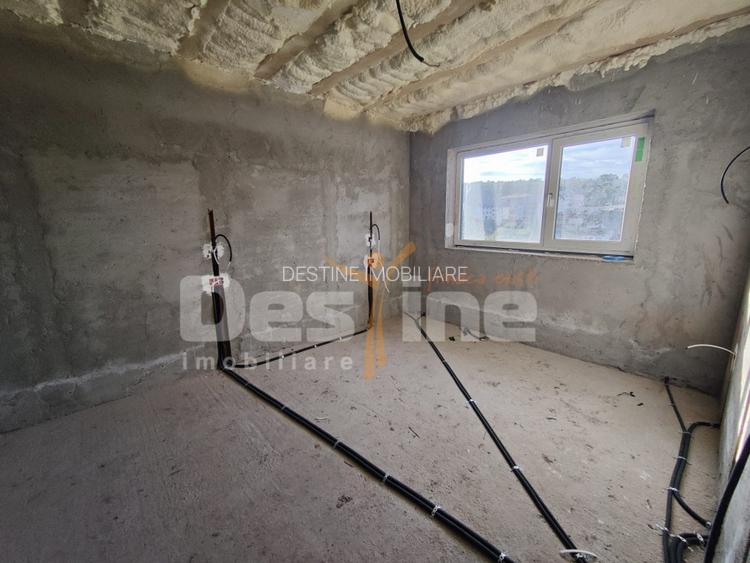 Hlincea Lac Casa 235 mp + 620 mp teren priveliste PANORAMICĂ - 13