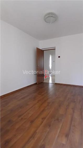 Oferta speciala 3 camere, etaj intermediar Vatra Luminoasa - 10