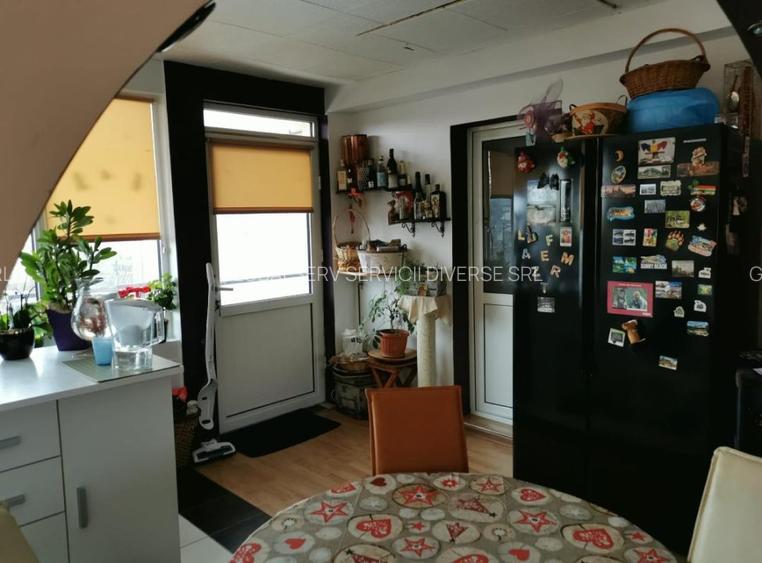 FARA COMISIOANE casa cu 6 camere 2 bucatarii P+1 TIGLA PISCINA BECI GARAJ - 48