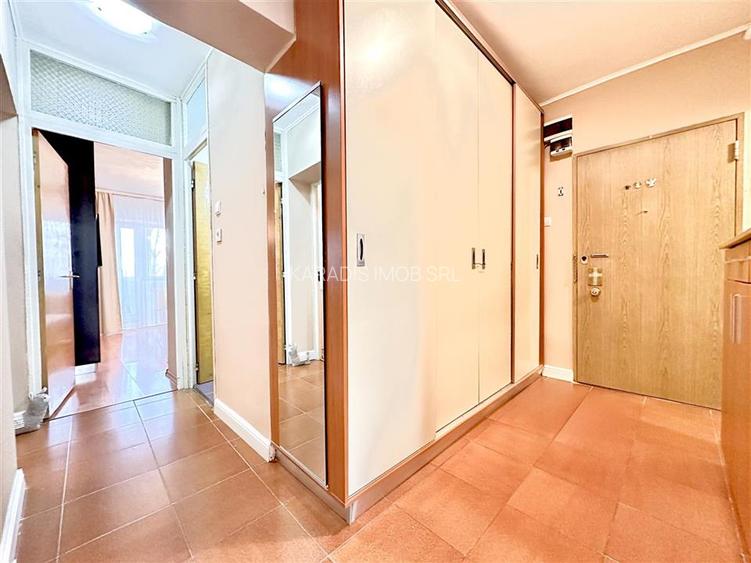 Vanzare apartament cu 3 camere rond Baba Novac - Mihai Bravu - 9