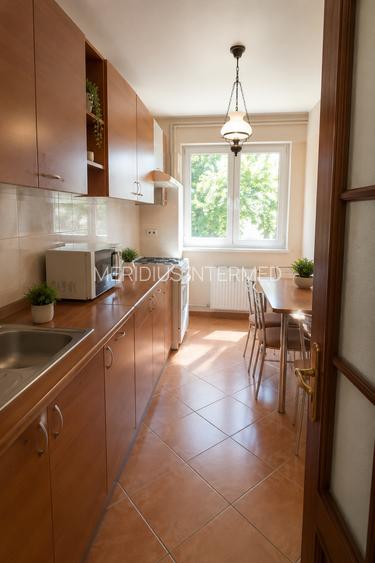 Închiriere apartament 4 camere decomandat + garaj - 2