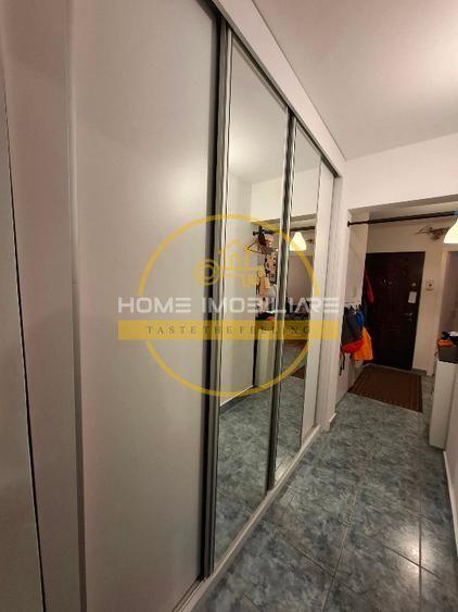 Etaj 2-Apartament 3Camere/Decomandat bloc din 1980-Zona Galata!