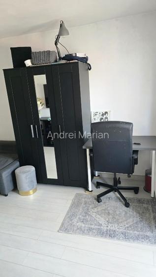 Vând Garsonieră complet utilata în Complexul Studențesc, Etaj 3 - 6