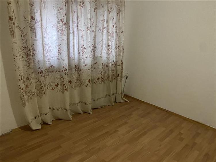 Apartament 2 camere , zona Inspectoratul Scolar , 54 mp , decomandat , liber