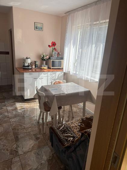 Casă spațioasă 7 camere, 247 mp, curte generoasa, amenajată-zona Dealul Florilor