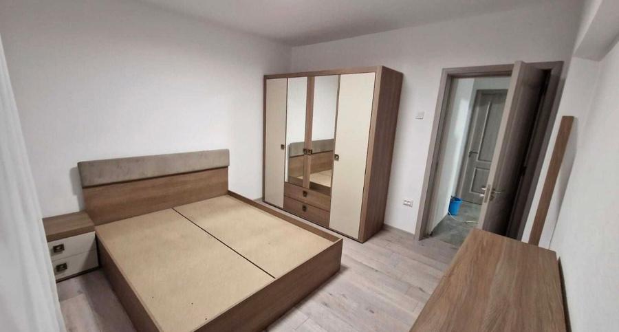 3 camere Pacii  *vis-a-vis metrou*