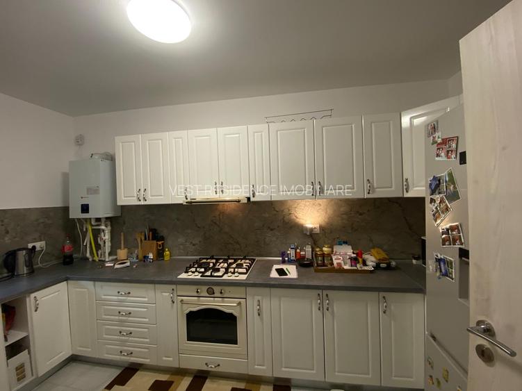 Duplex cu 4 camere si mansarda. Complet mobilat si utilat. Comision 0 - 10