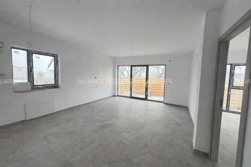 Casa individuala - 3 camere--67 mp utili - 4