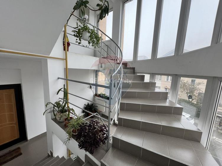 Penthouse cu 5 camere si terasa cu view de inchiriat in Grigorescu - 42