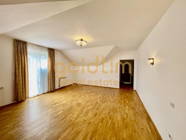 VILA INDIVIDUALA/PISCINA/ GARAJ - 55