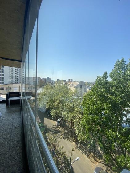 Apartament 4 camere bloc boutique si terasa de 25m - 28