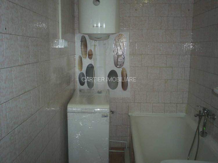 Vand garsoniera Centrul Civic Toamnei - 4