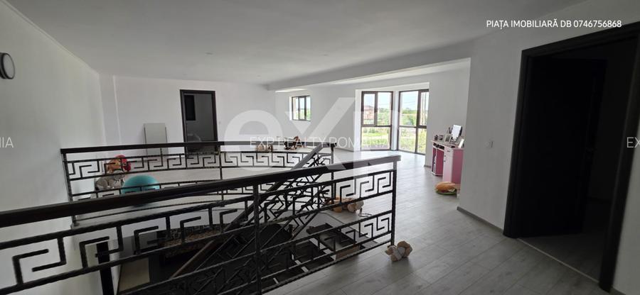 Vilă Impunătoare cu 9.800 mp Teren – Bungetu, Dâmbovița | Oază de Liniște - 12