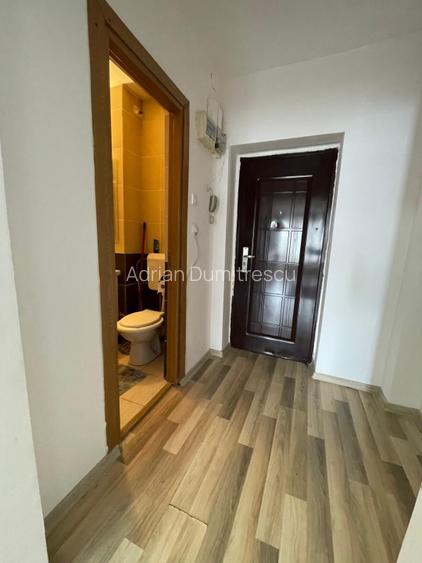 Auchan-Vitan Garsoniera 30 mp,mobilata si utilata,etaj 8,comision 0% - 4