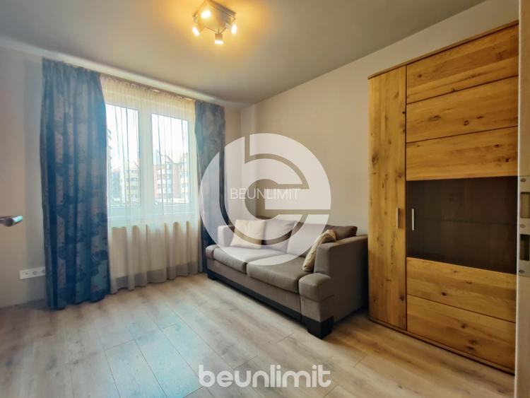 Apartament 3 camere decomandat, etaj 1, zona centrală - 4