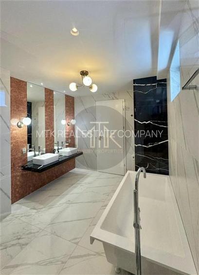 VILA INDIVIDUALA de LUX in Complex | 8 camere | Mobilata&utilata | 4 locuri de p - 32