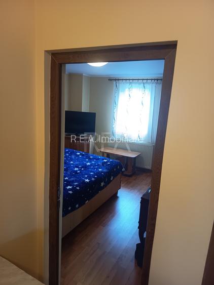 Casă P+1 + teren , Sector 4  | Centrală proprie | - 12
